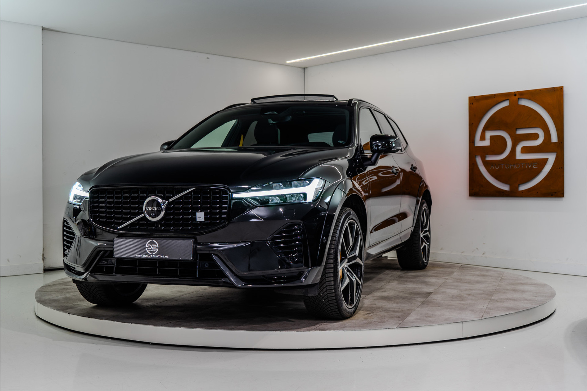 Volvo XC60 2.0 T8 AWD Polestar Engineered 455PK | Pano | Leder | Trekhaak | Memory | 12 MND Garantie 46502759-0.jpg | D2 Automotive