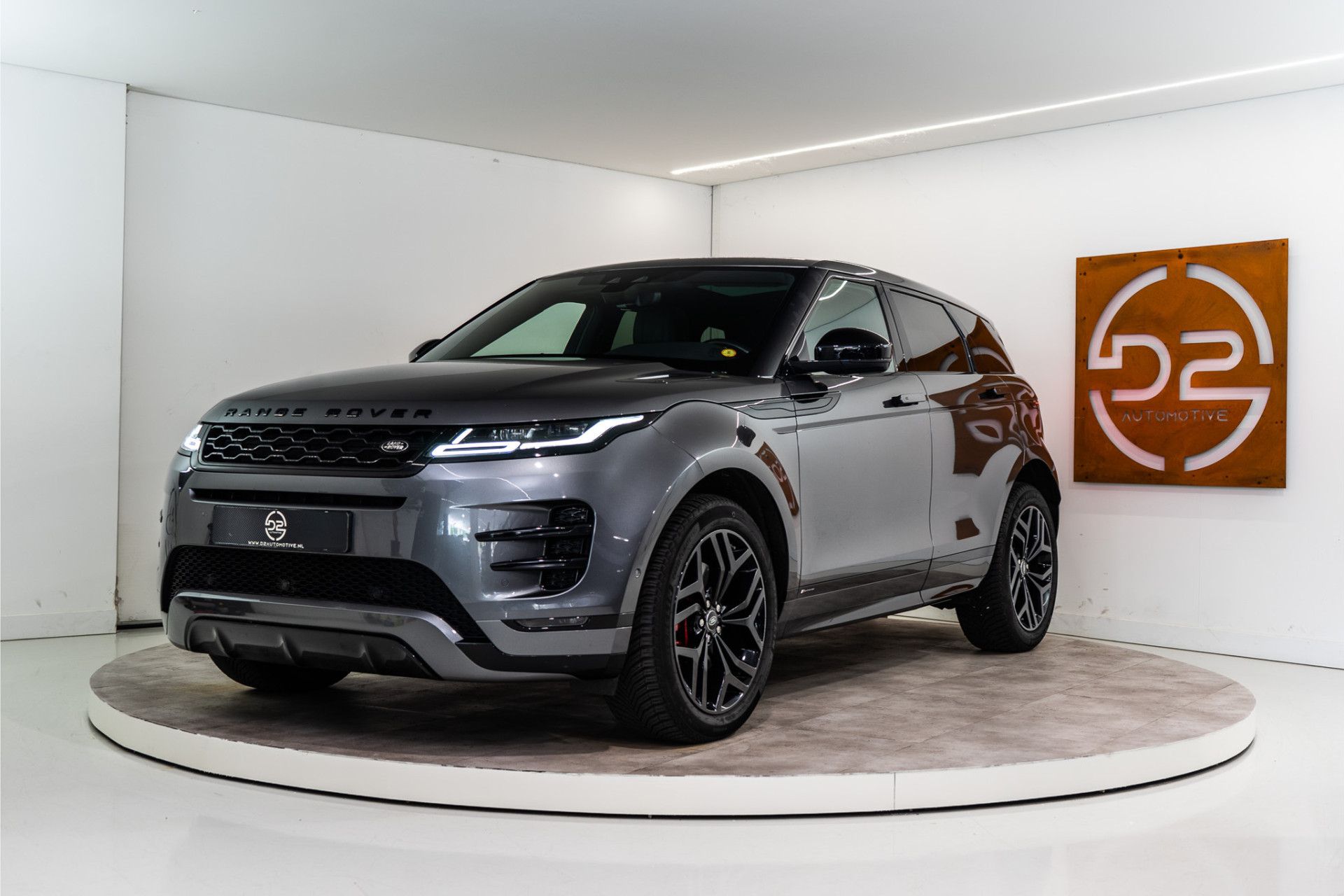 Land Rover Range Rover Evoque 2.0 P200 AWD R-Dynamic HSE 200PK | Pano | Sfeer | Keyless | Meridian | 12 MND Garantie 46734651-0.jpg | D2 Automotive