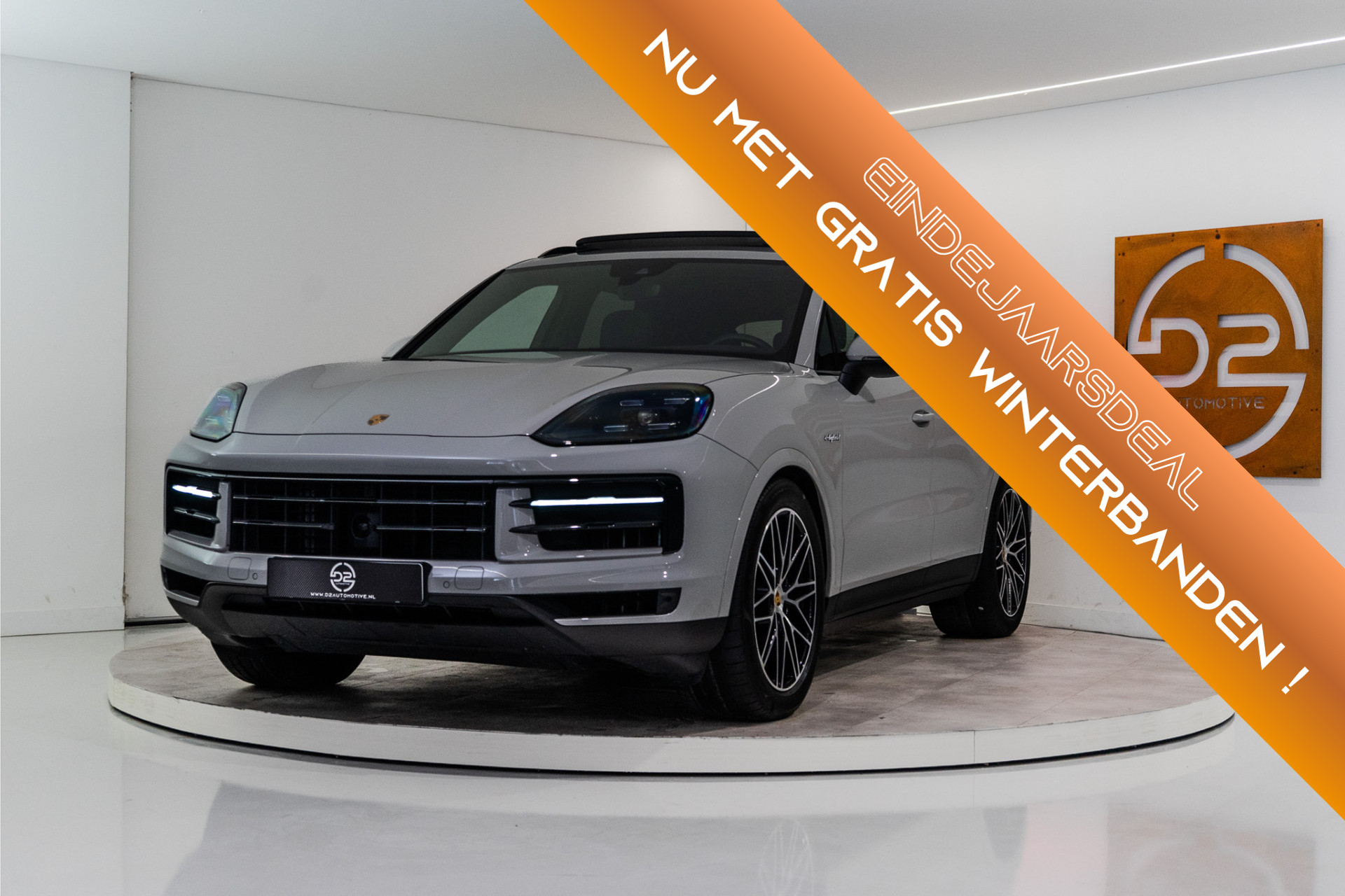 Porsche Cayenne 3.0 E-Hybrid 470PK | Krijt | Pano | InnoDrive | Sfeer | Bose | Lucht | 12 MND Garantie 49937335-0.jpg | D2 Automotive