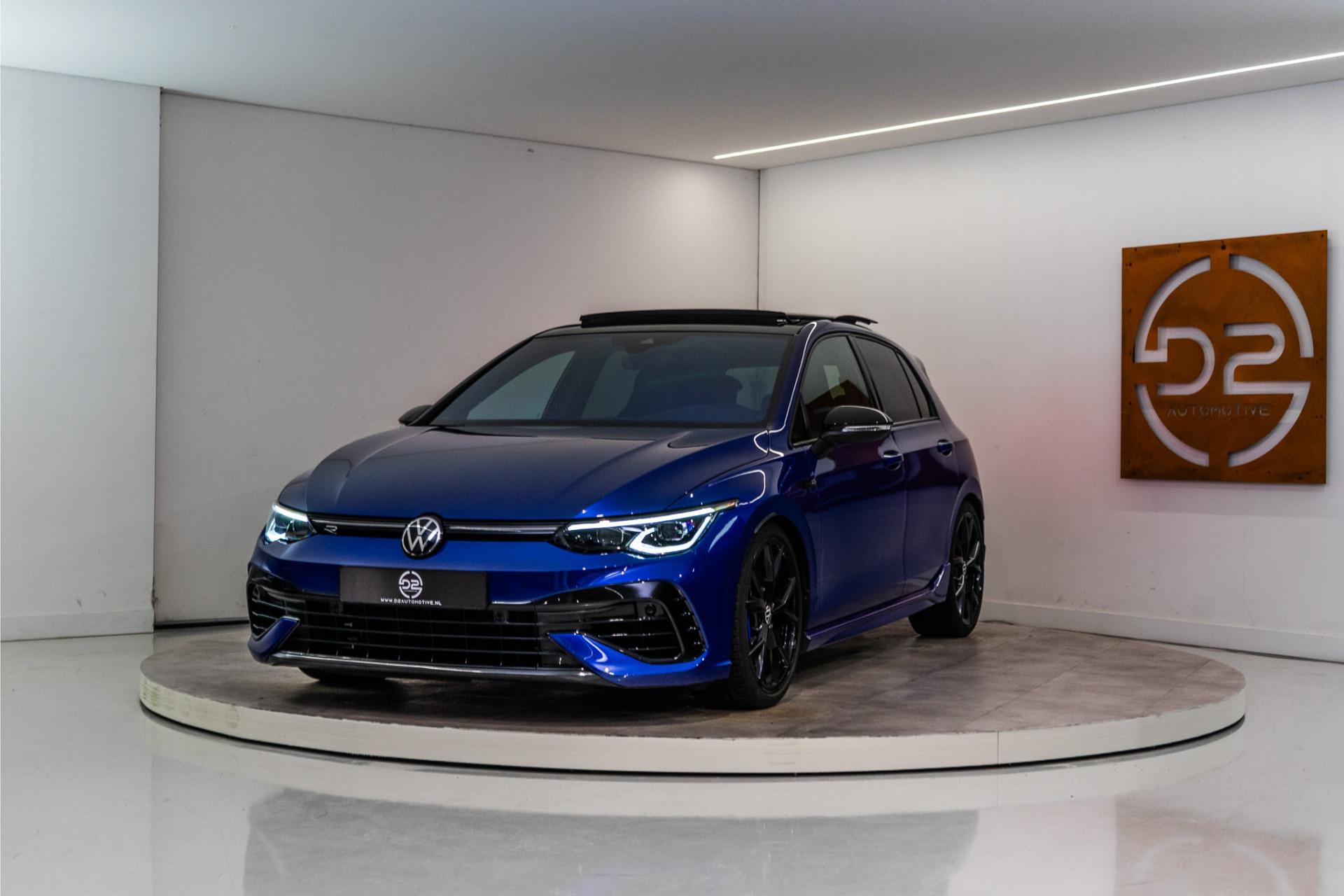 Volkswagen Golf 2.0 TSI R 4Motion 20 Jahre Ed. 333PK | Akra | Pano | H/K | Leder&Memory | VOL! 12 MND Garantie 50521129-0.jpg | D2 Automotive
