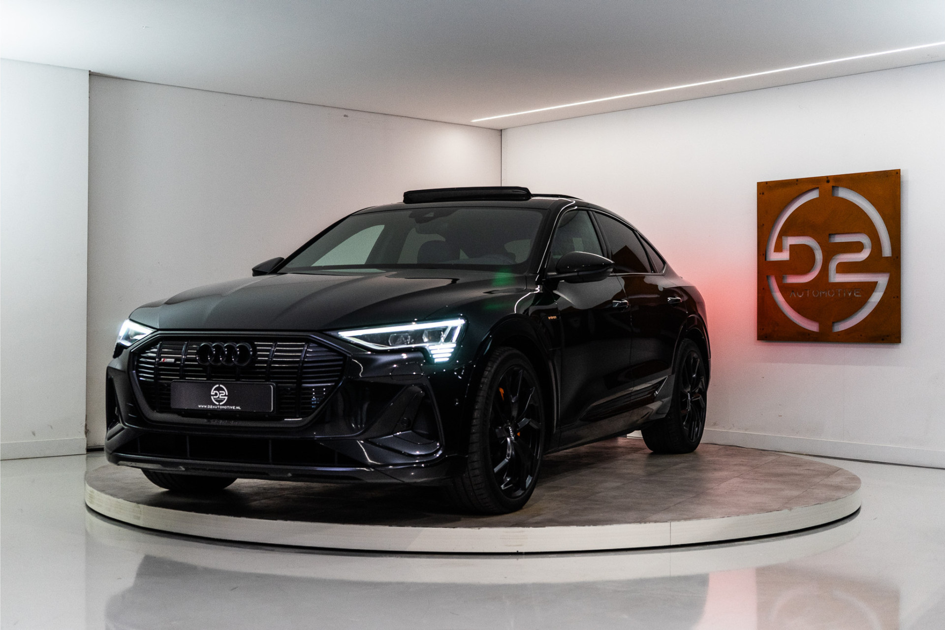 Audi e-tron Sportback 55 Quattro S Edition 95 kWh 408PK | NL AUTO/NAP/1E Eig. | SOH 90% | Pano | Memory | Stoelverw. | 12 MND Garantie 50724965-0.jpg | D2 Automotive