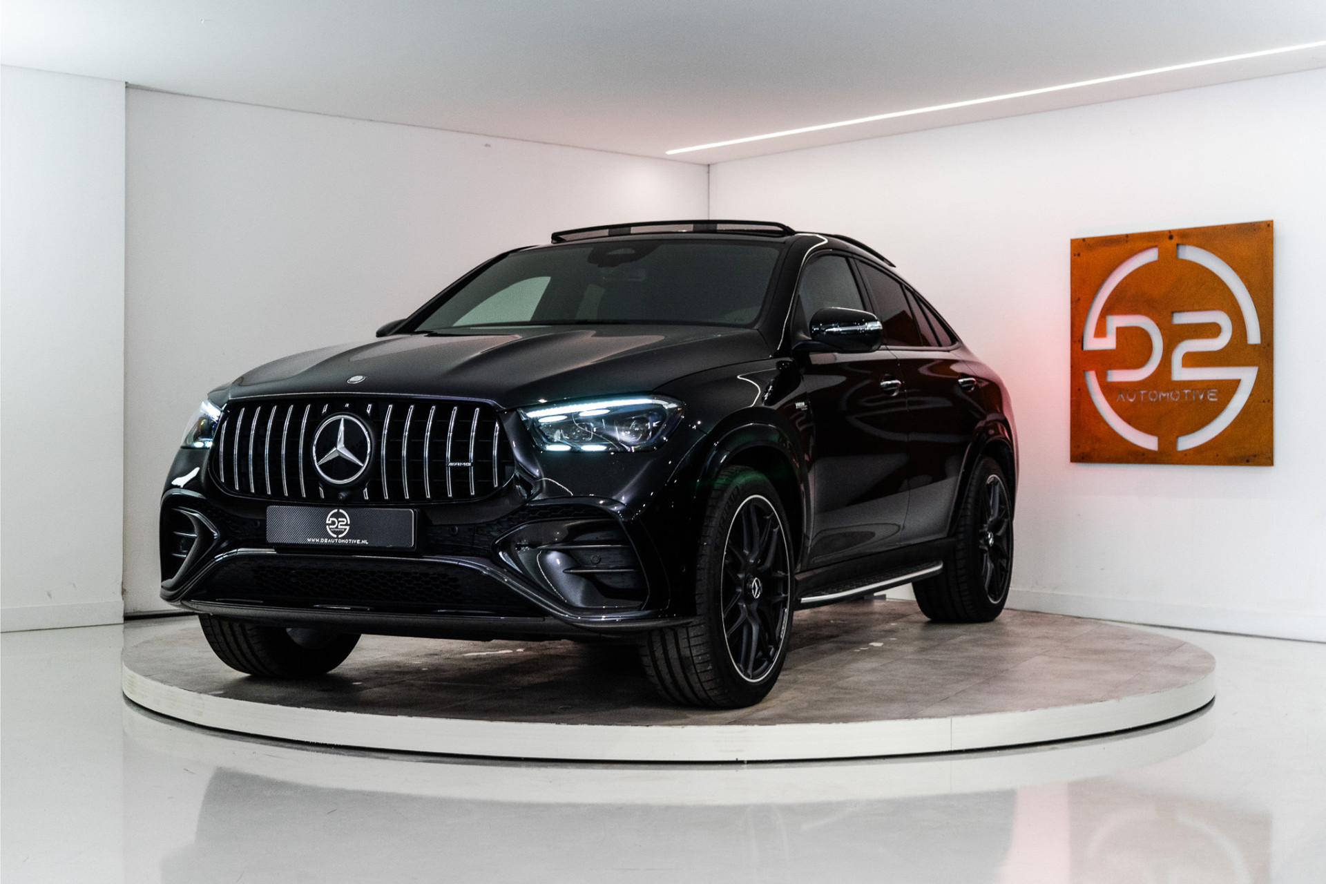 Mercedes-Benz GLE Coupé AMG 53 4MATIC+ Premium Plus 436PK | Luchtvering | Burmester | Pano | HUD | VOL! Fabrieksgarantie 50744338-0.jpg | D2 Automotive