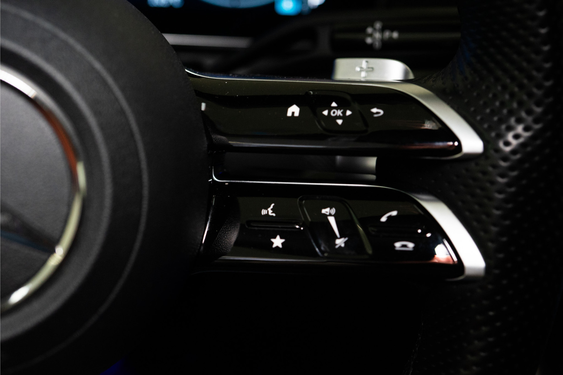 Mercedes-Benz C-Klasse 180 AMG Line 170PK | Sfeer | Carplay | Leder | Stoelverw. | 12 MND Garantie 51028805-28.jpg | D2 Automotive