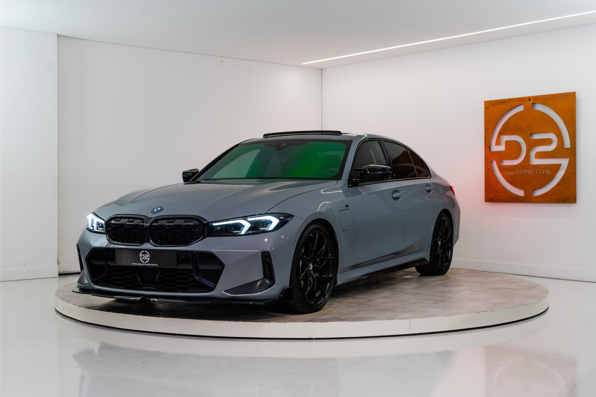 BMW 3-serie 320e M-Sport Pro 204PK | Shadow | Pano | ACC | Sfeer | Laser | Fabrieksgarantie 51331756-0.jpg | D2 Automotive