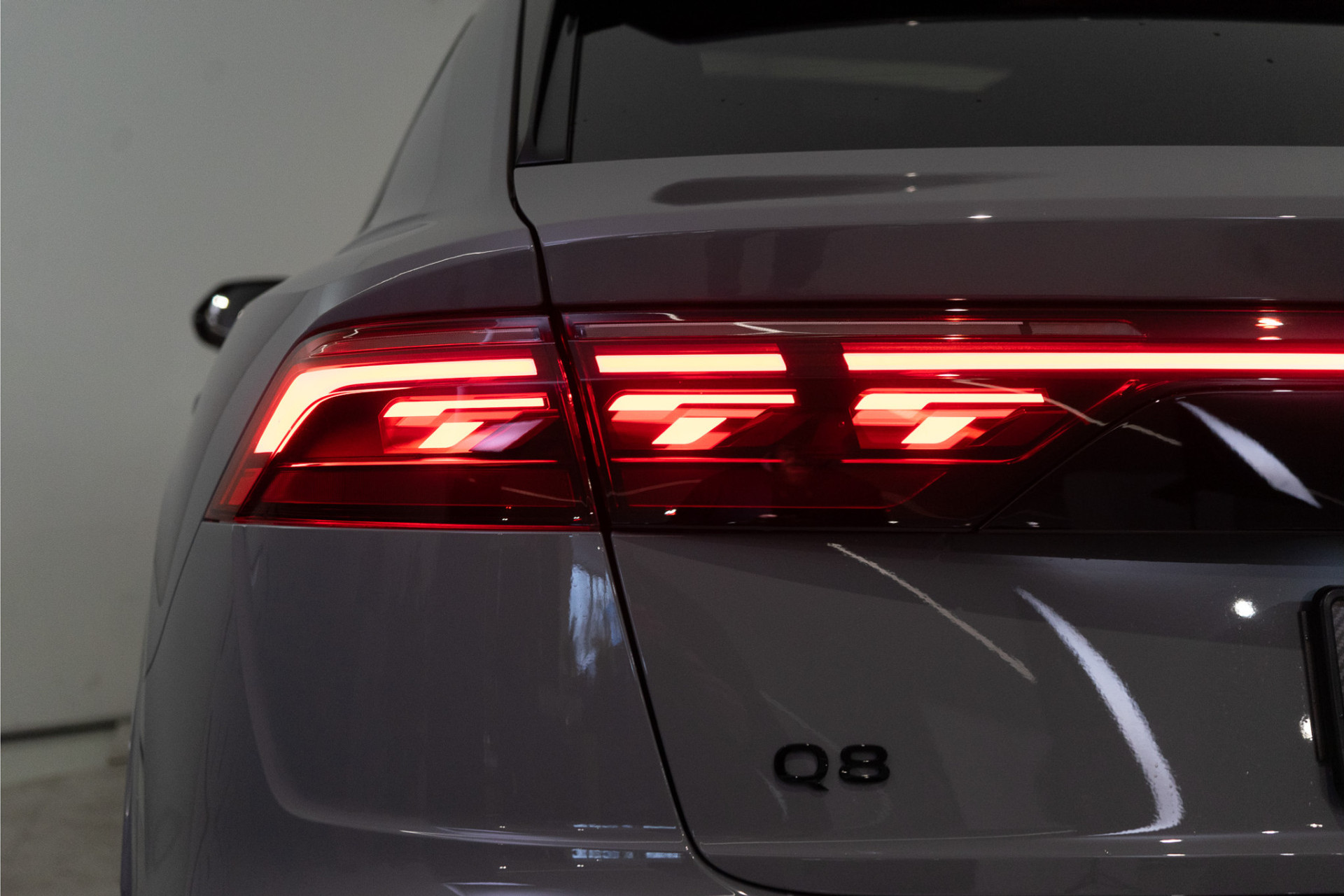 Audi Q8 60 TFSI E Quattro S-Edition Competition 490PK 2026 | Nardo | 3D B&O | Pano | VOL! 5 JAAR FABR. GARANTIE 51707814-17.jpg | D2 Automotive