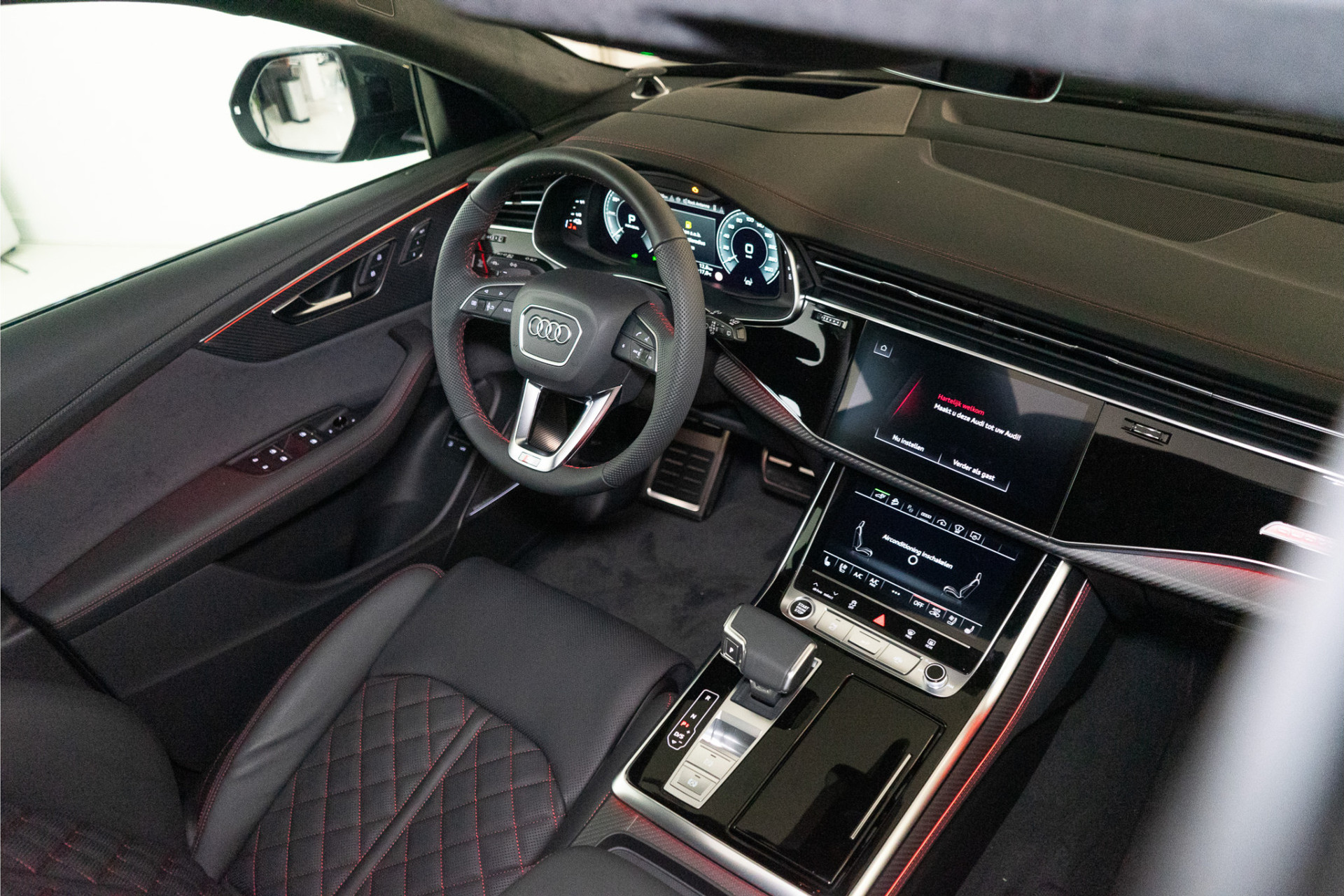 Audi Q8 60 TFSI E Quattro S-Edition Competition 490PK 2026 | Nardo | 3D B&O | Pano | VOL! 5 JAAR FABR. GARANTIE 51707814-26.jpg | D2 Automotive