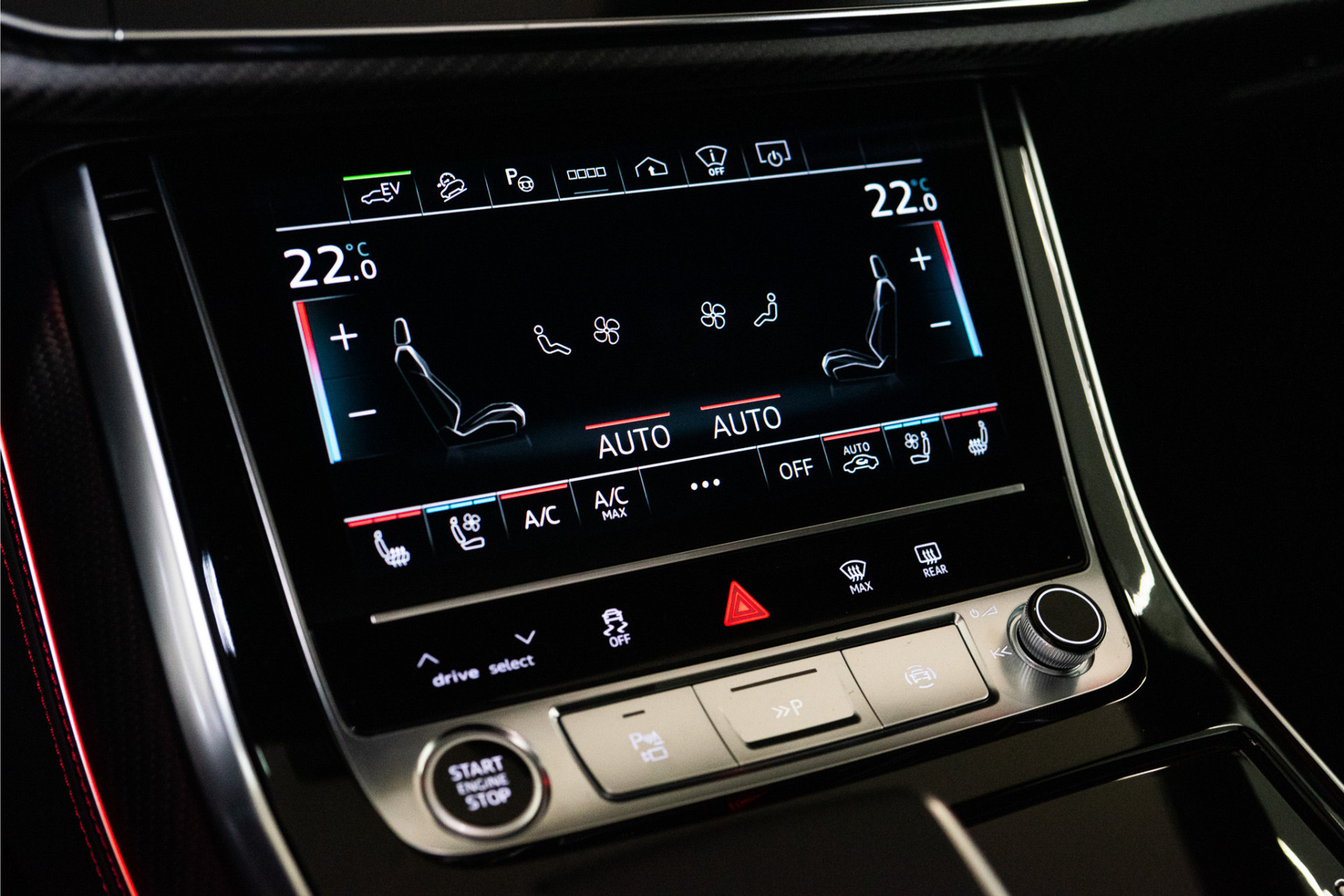 Audi Q8 60 TFSI E Quattro S-Edition Competition 490PK 2026 | Nardo | 3D B&O | Pano | VOL! 5 JAAR FABR. GARANTIE 51707814-49.jpg | D2 Automotive
