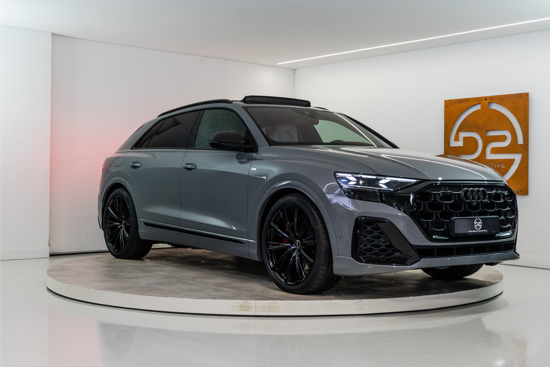 Audi Q8 60 TFSI E Quattro S-Edition Competition 490PK 2026 | Nardo | 3D B&O | Pano | VOL! 5 JAAR FABR. GARANTIE 51707814-6.jpg | D2 Automotive