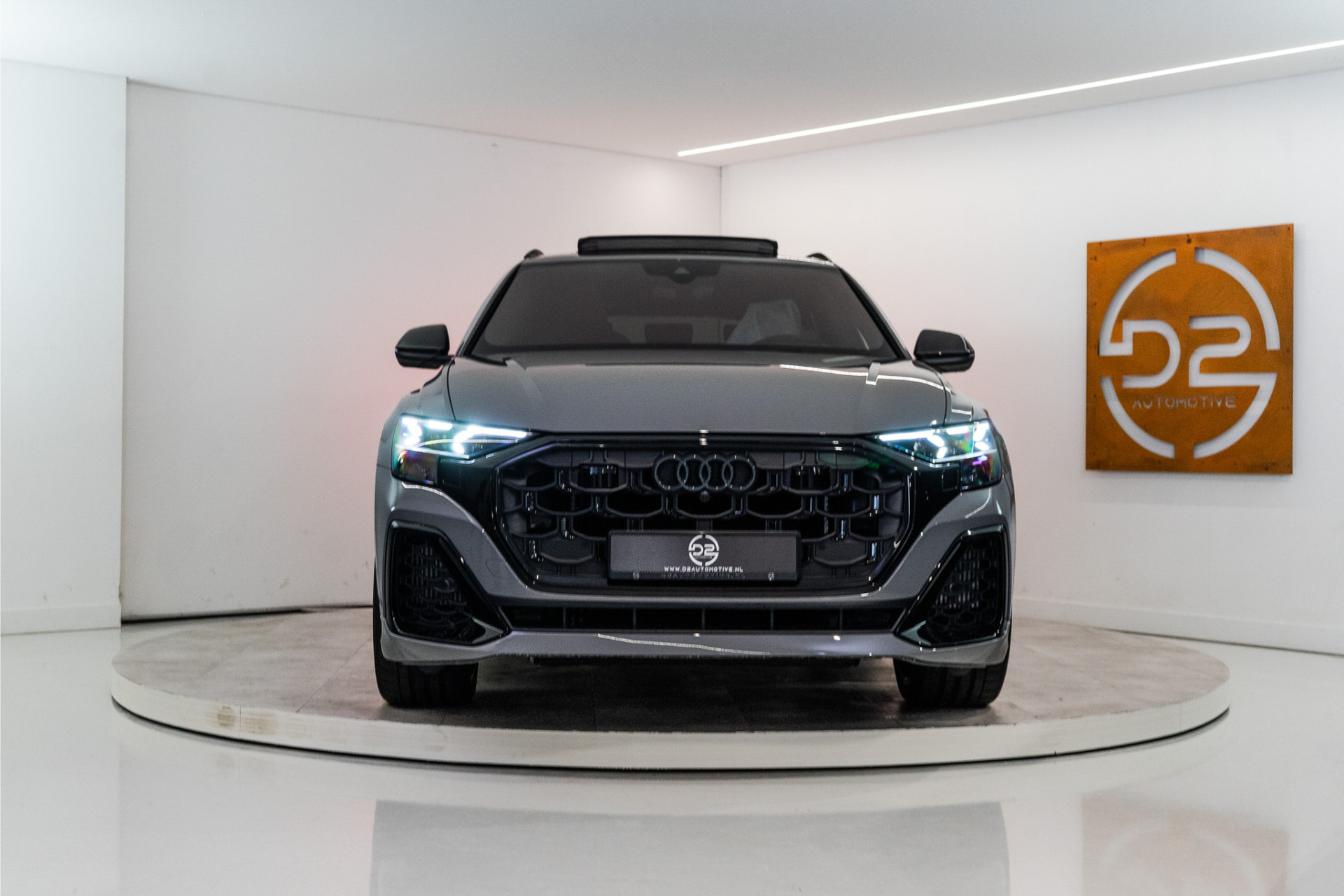 Audi Q8 60 TFSI E Quattro S-Edition Competition 490PK 2026 | Nardo | 3D B&O | Pano | VOL! 5 JAAR FABR. GARANTIE 51707814-7.jpg | D2 Automotive