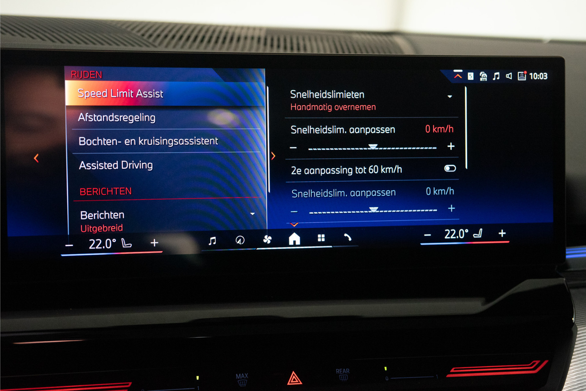 BMW 5 Serie Touring 530e High Executive M Sport 300PK | Pano | H/K | Sfeer | Driving Ass. Pro | Fabrieksgarantie 51725990-70.jpg | D2 Automotive