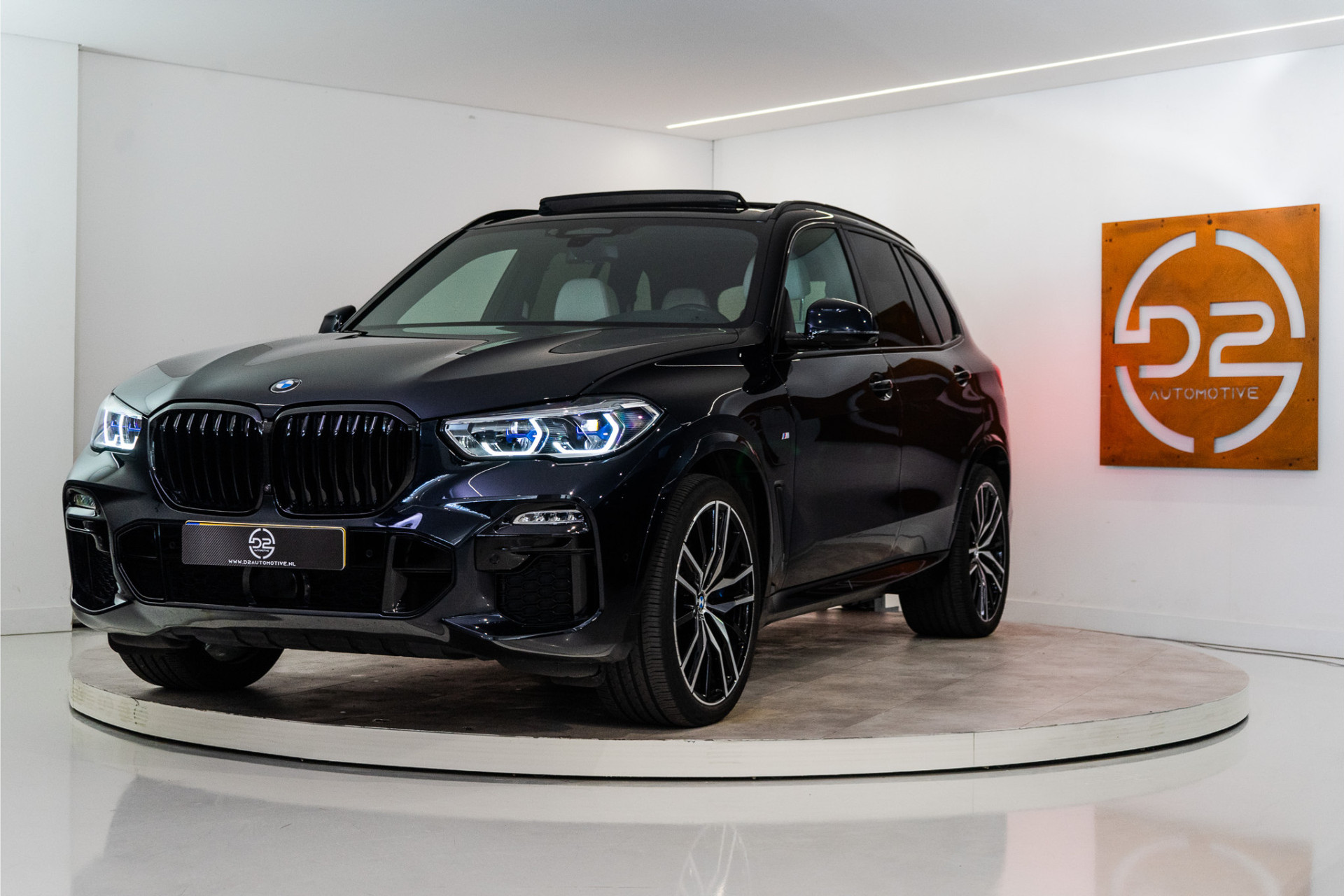 BMW X5 xDrive45e High Executive 394PK NL AUTO+NAP+1E EIG. | Executive | Pano | Laser | H/K | Driving Ass. Pro | 12 MND Garantie 51746739-0.jpg | D2 Automotive