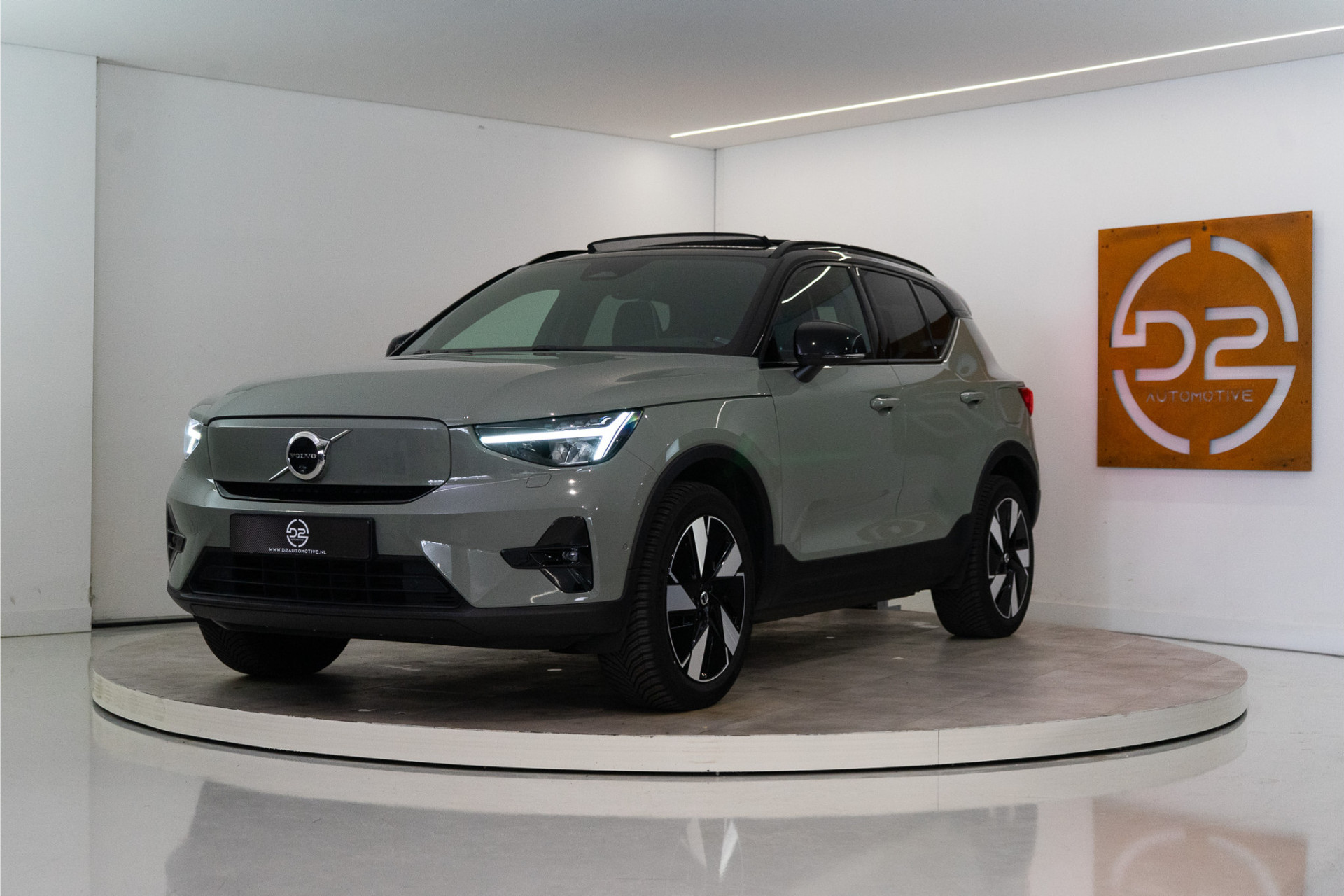 Volvo XC40 Extended Range 82 kWh Ultimate NL AUTO+NAP+1E EIG. | SOH 96% | H/K | Pano | Trekhaak | Pilot | Garantie 51891202-0.jpg | D2 Automotive