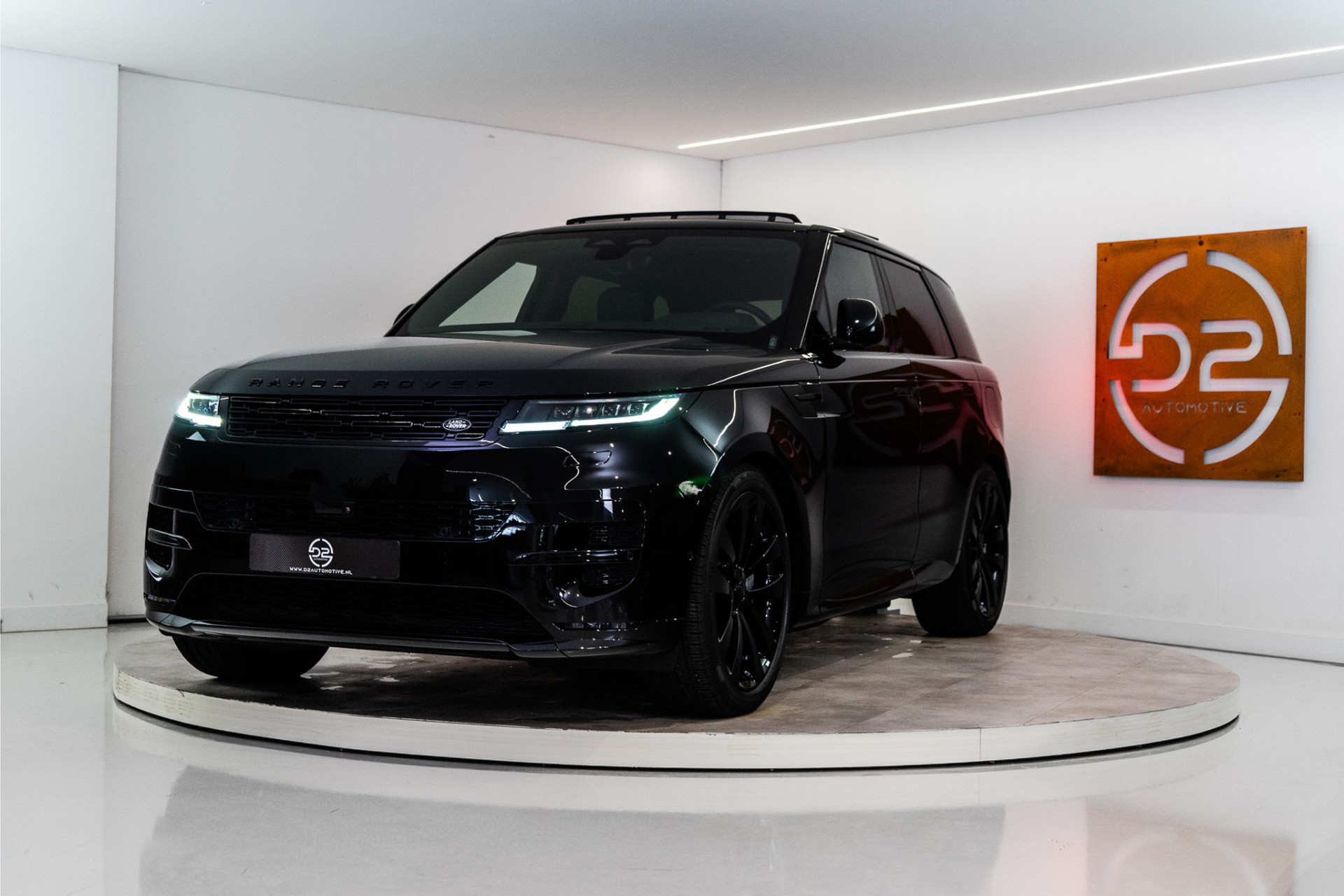 Land Rover Range Rover Sport 3.0 P460e Dynamic SE PHEV 2026 NIEUW | Pano | Black Ed. | Meridian | 360 | 5 Jaar fabrieksgarantie! 52081692-0.jpg | 