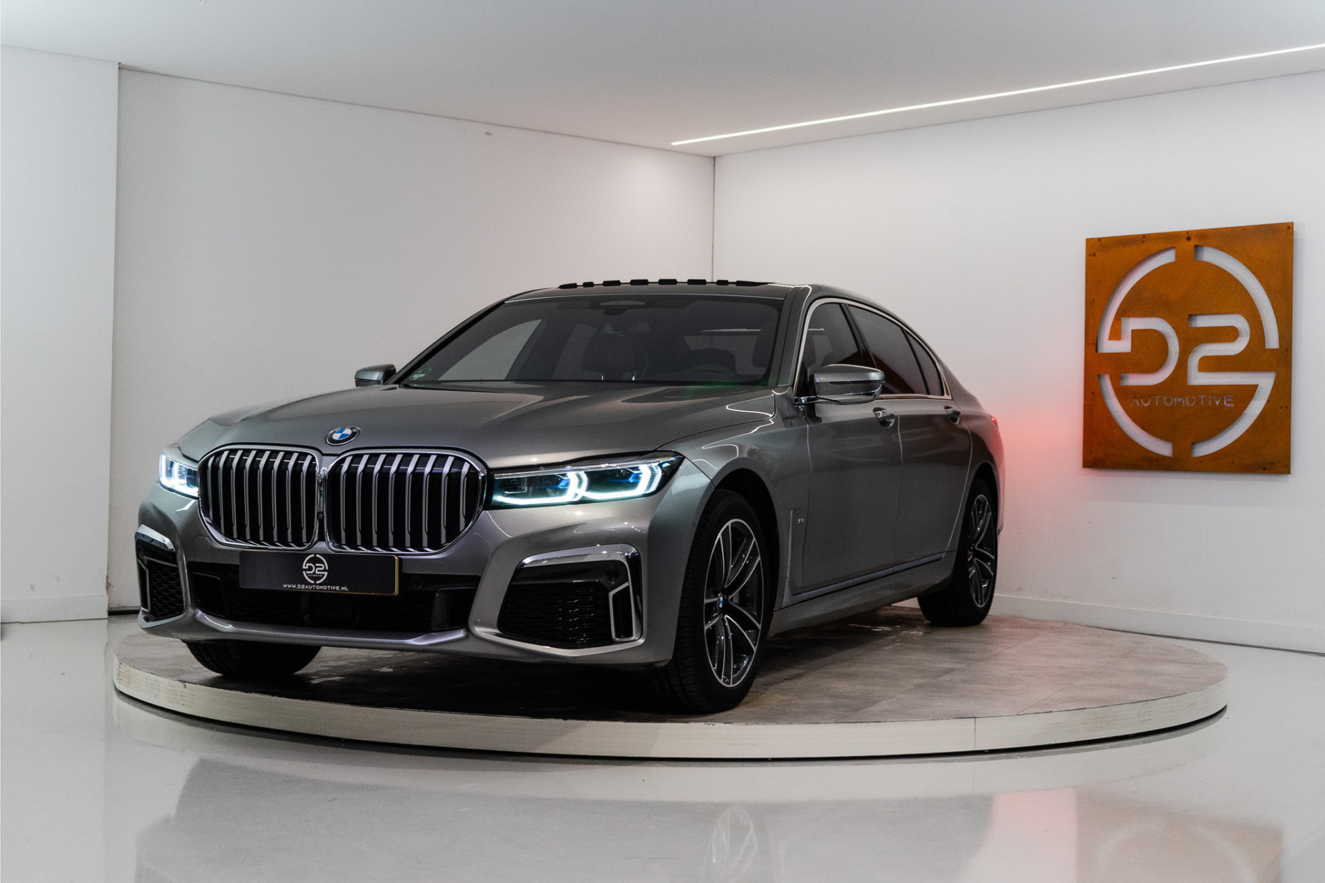 BMW 7 Serie 750Li xDrive High Executive 531PK | Bowers&Wilkins | Laser | Massage | Lounge | Verlengde Garantie Mei 2027 52082130-0.jpg | D2 Automotive