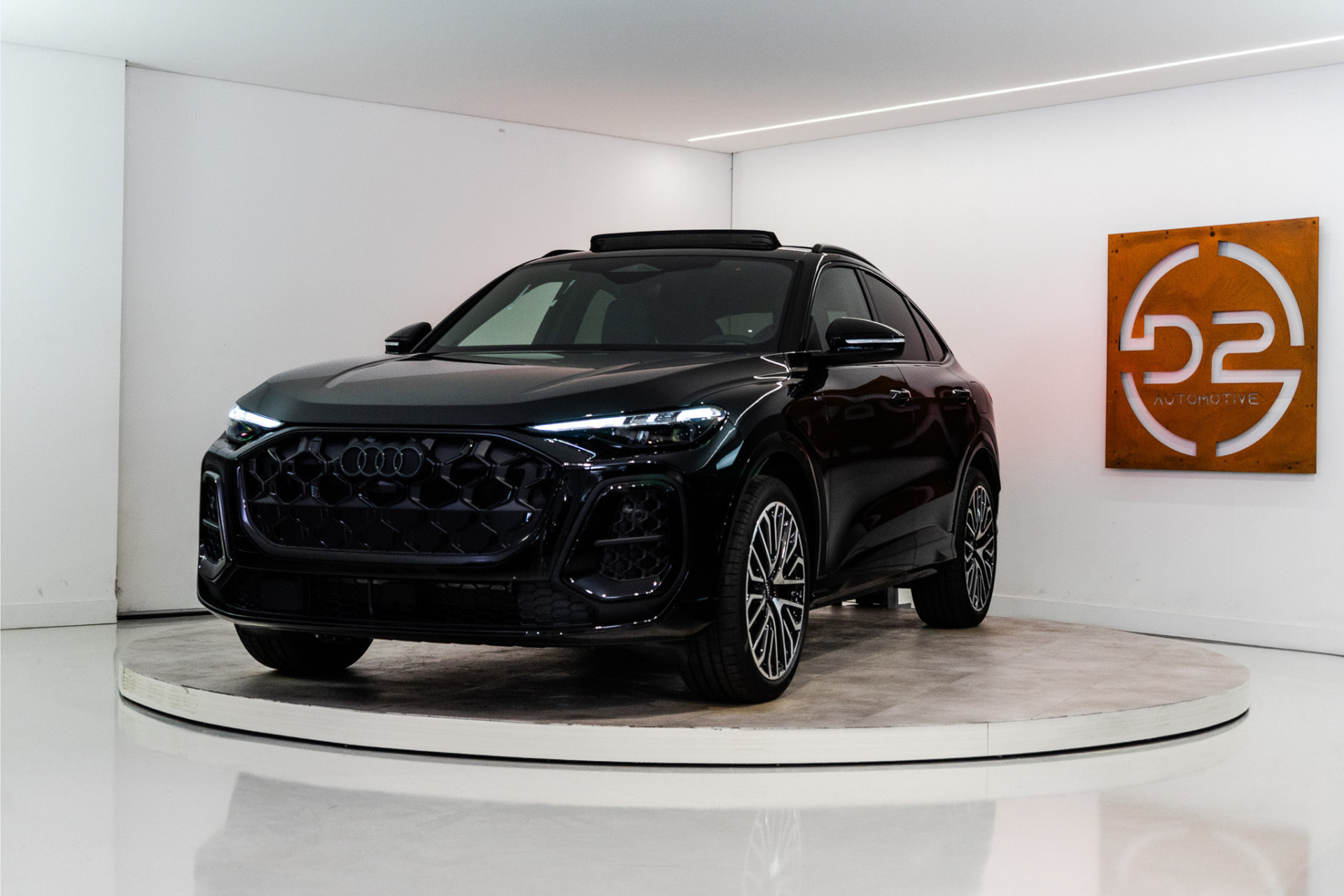 Audi Q5 Sportback e-hybrid 270KW Quattro S Edition 367PK | 2026 | B&O | Pano | Sfeer | Memory | 5 Jaar fabrieksgarantie! 52262008-0.jpg | D2 Automotive