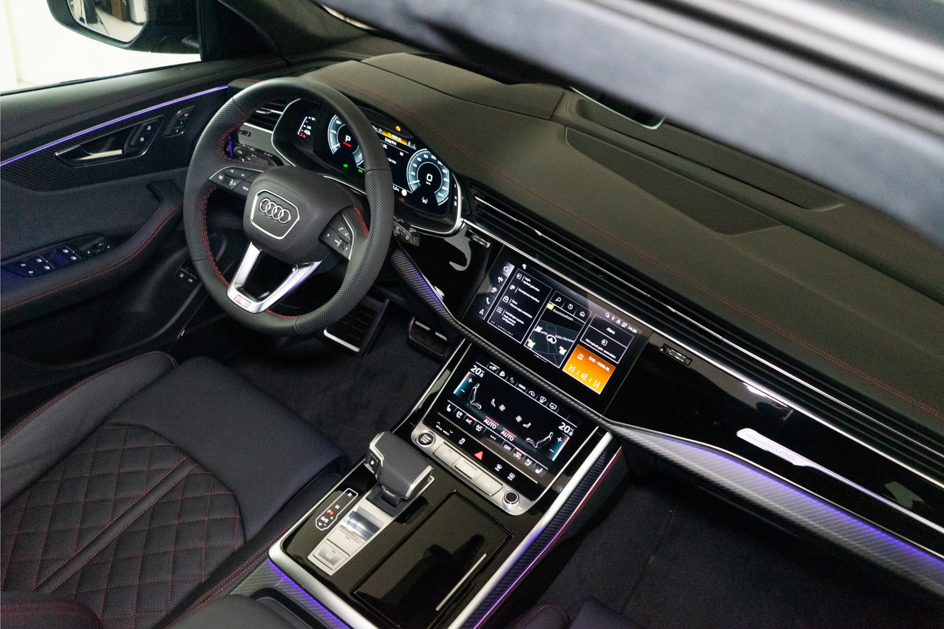 Audi Q8 60 TFSI E Quattro S-Edition Competition 490PK | 2026 | VOL! 5 JAAR GARANTIE 52619075-21.jpg | D2 Automotive