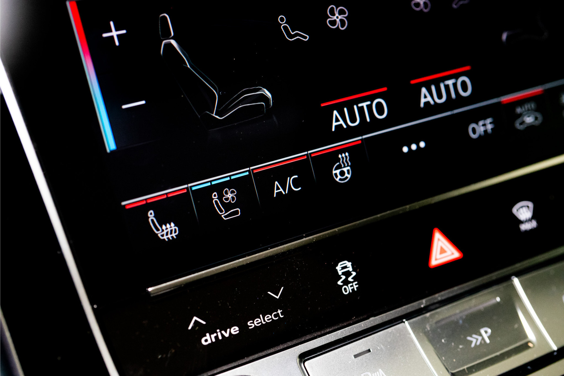 Audi Q8 60 TFSI E Quattro S-Edition Competition 490PK | 2026 | VOL! 5 JAAR GARANTIE 52619075-43.jpg | D2 Automotive