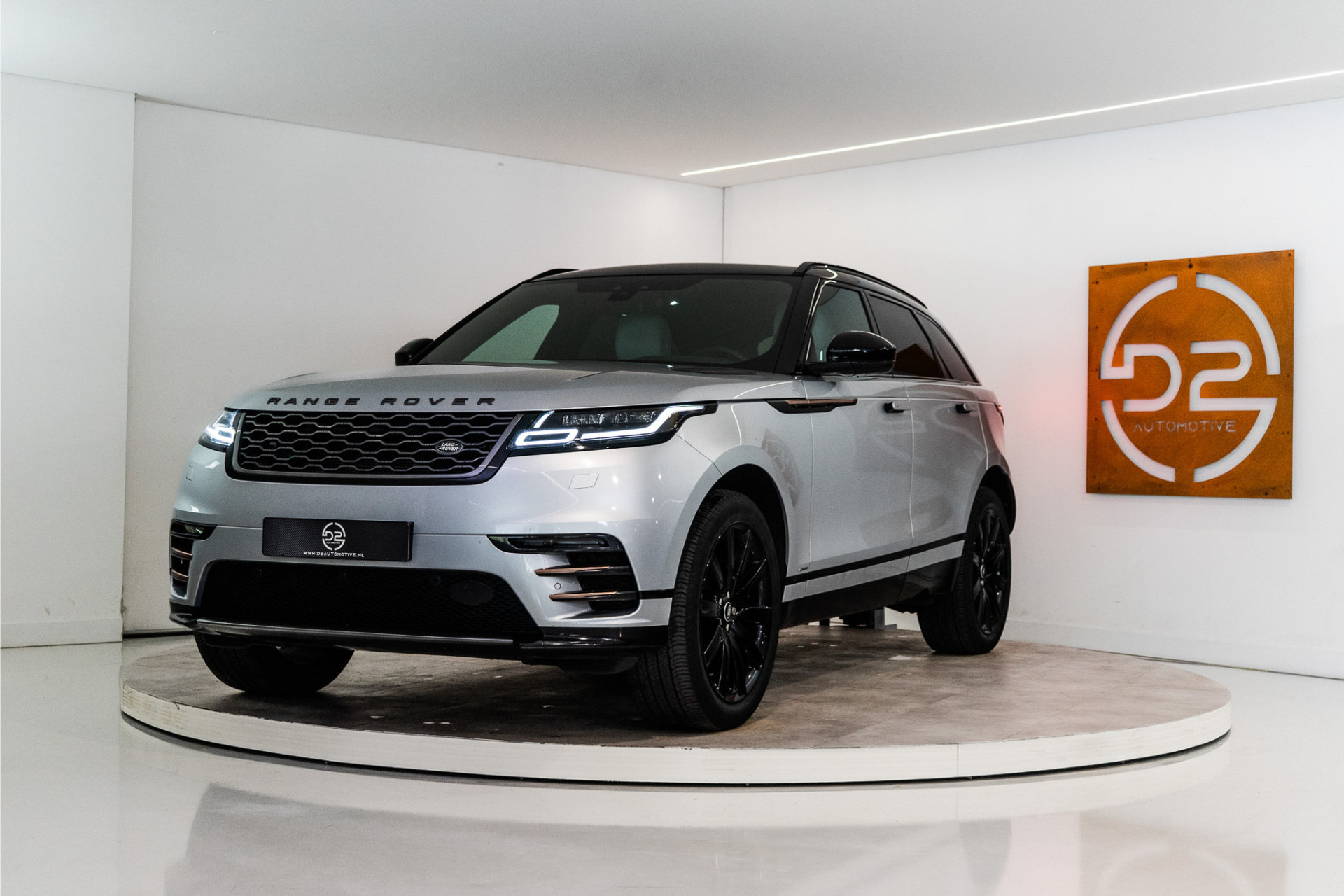 Land Rover Range Rover Velar 2.0 I4 Turbo AWD R-Dynamic S 251PK | Pano | Meridian | Sfeer | Trekhaak | Memory | VOL! 12 MND Garantie 52963407-0.jpg | D2 Automotive