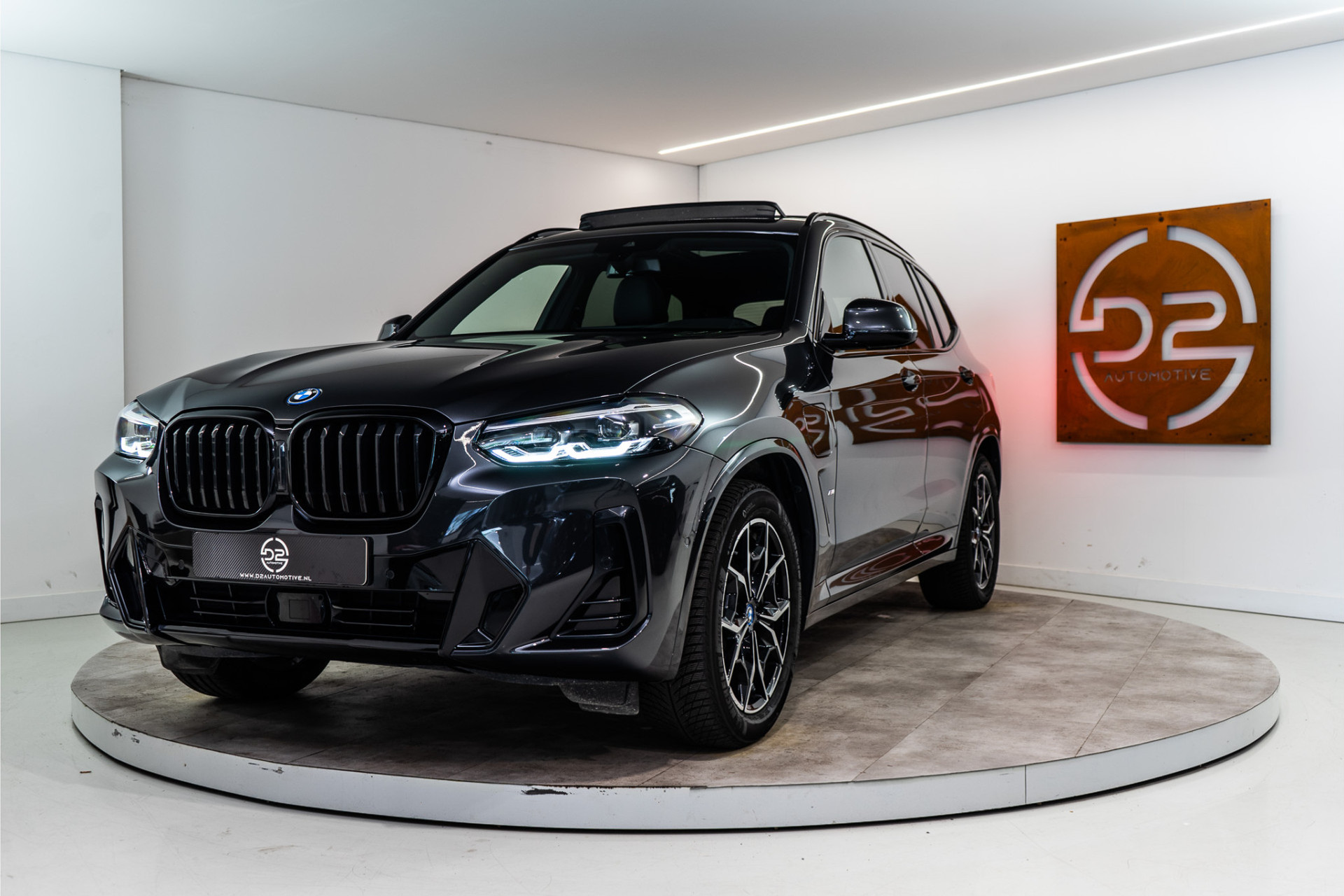 BMW X3 xDrive30e M-Sport 293PK | Pano | LED | Leder&Elektrisch | Comfort Keyless | 12 MND Garantie 53501860-0.jpg | D2 Automotive