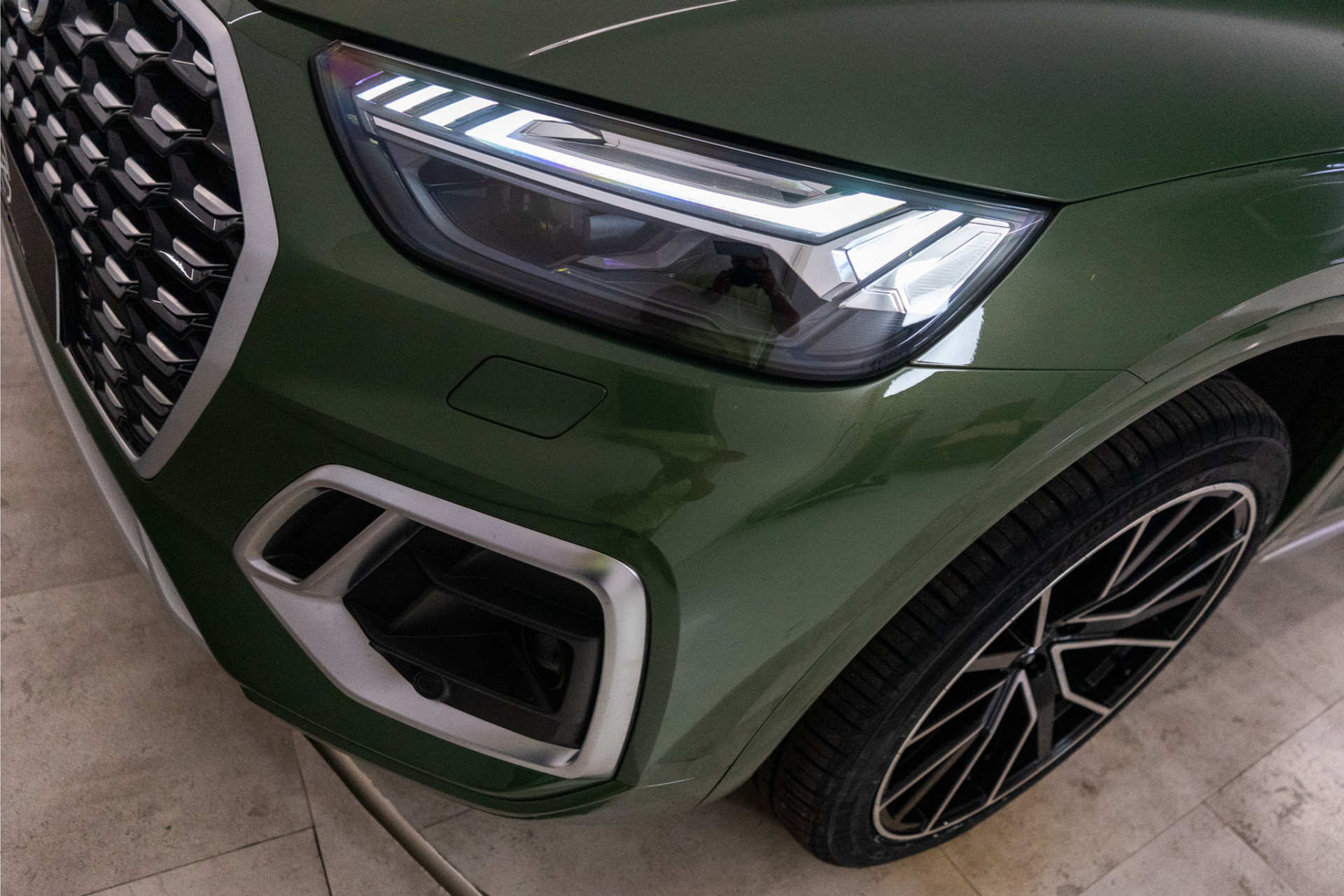Audi Q5 Sportback 55 TFSI e S Line 367PK | District Green | Pano | Virtual | 21'' | SQ5 Sierstukken | 12 MND Garantie 55085750-10.jpg | D2 Automotive