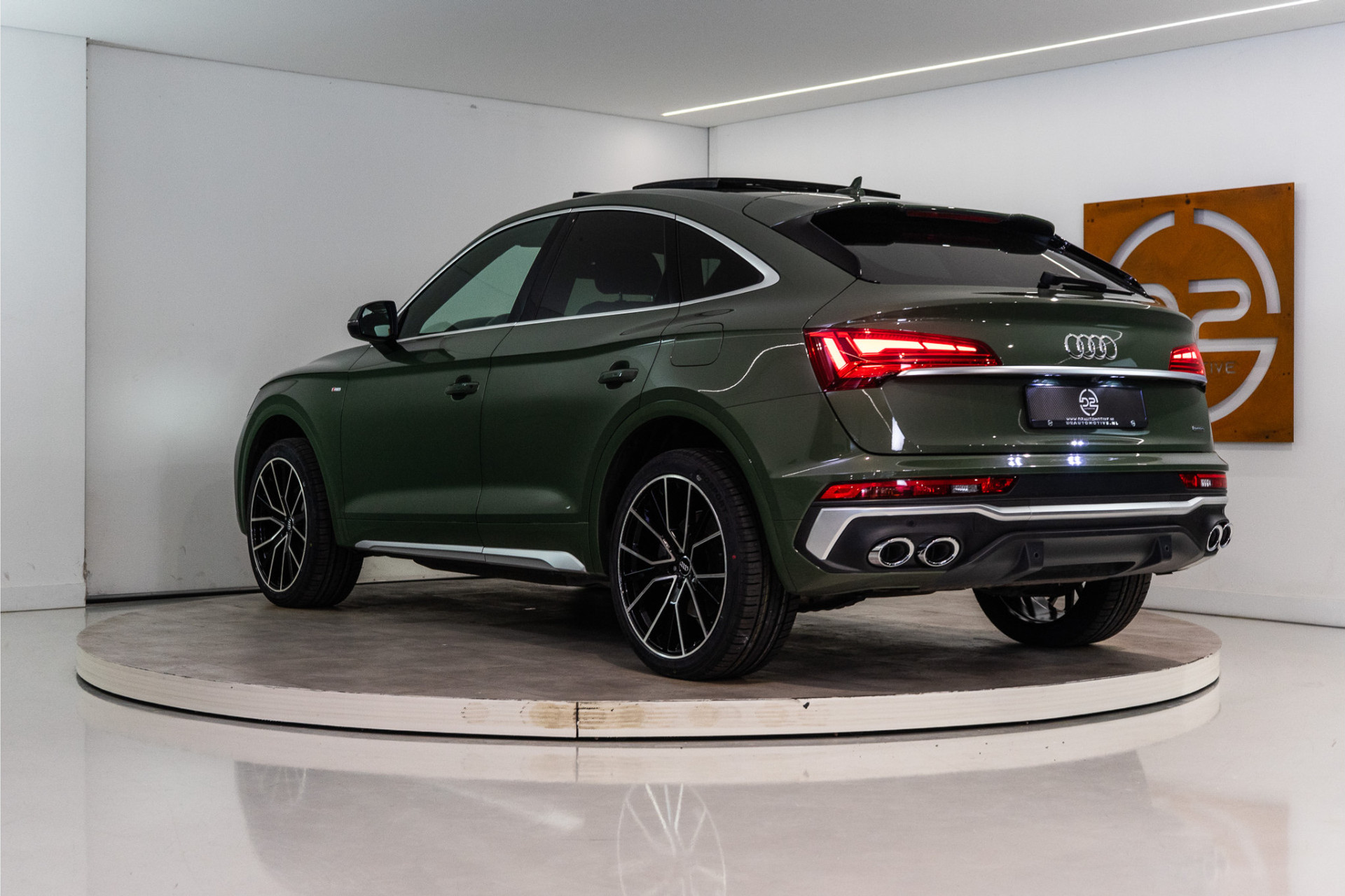 Audi Q5 Sportback 55 TFSI e S Line 367PK | District Green | Pano | Virtual | 21'' | SQ5 Sierstukken | 12 MND Garantie 55085750-2.jpg | D2 Automotive