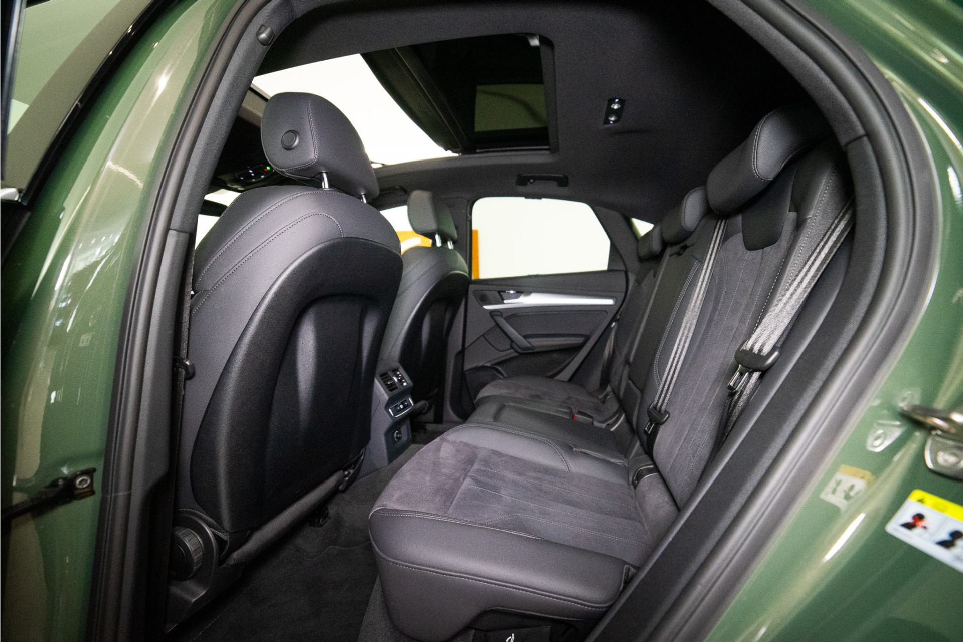 Audi Q5 Sportback 55 TFSI e S Line 367PK | District Green | Pano | Virtual | 21'' | SQ5 Sierstukken | 12 MND Garantie 55085750-24.jpg | D2 Automotive
