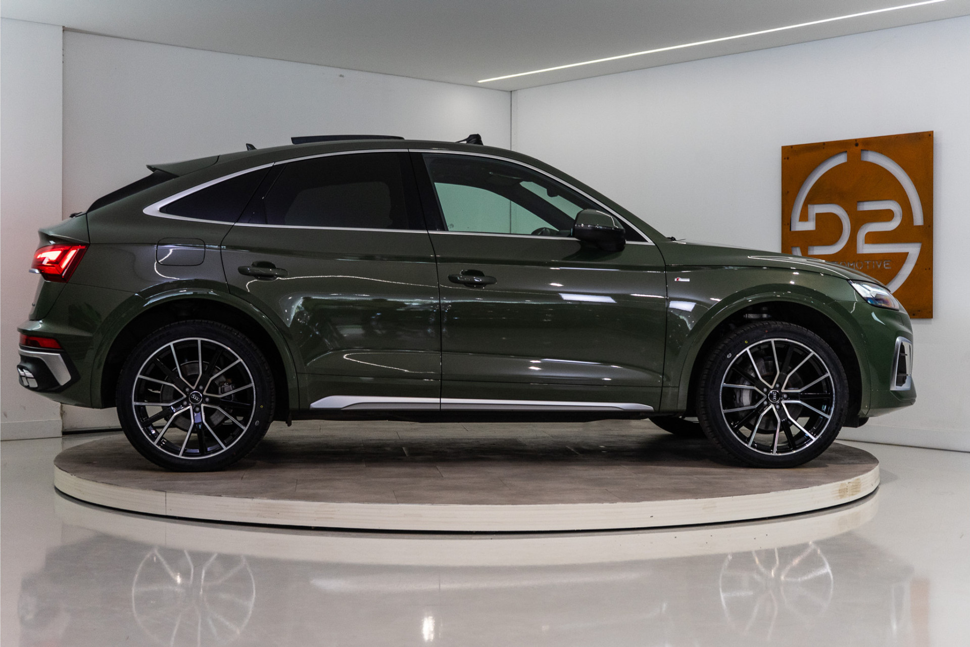 Audi Q5 Sportback 55 TFSI e S Line 367PK | District Green | Pano | Virtual | 21'' | SQ5 Sierstukken | 12 MND Garantie 55085750-5.jpg | D2 Automotive