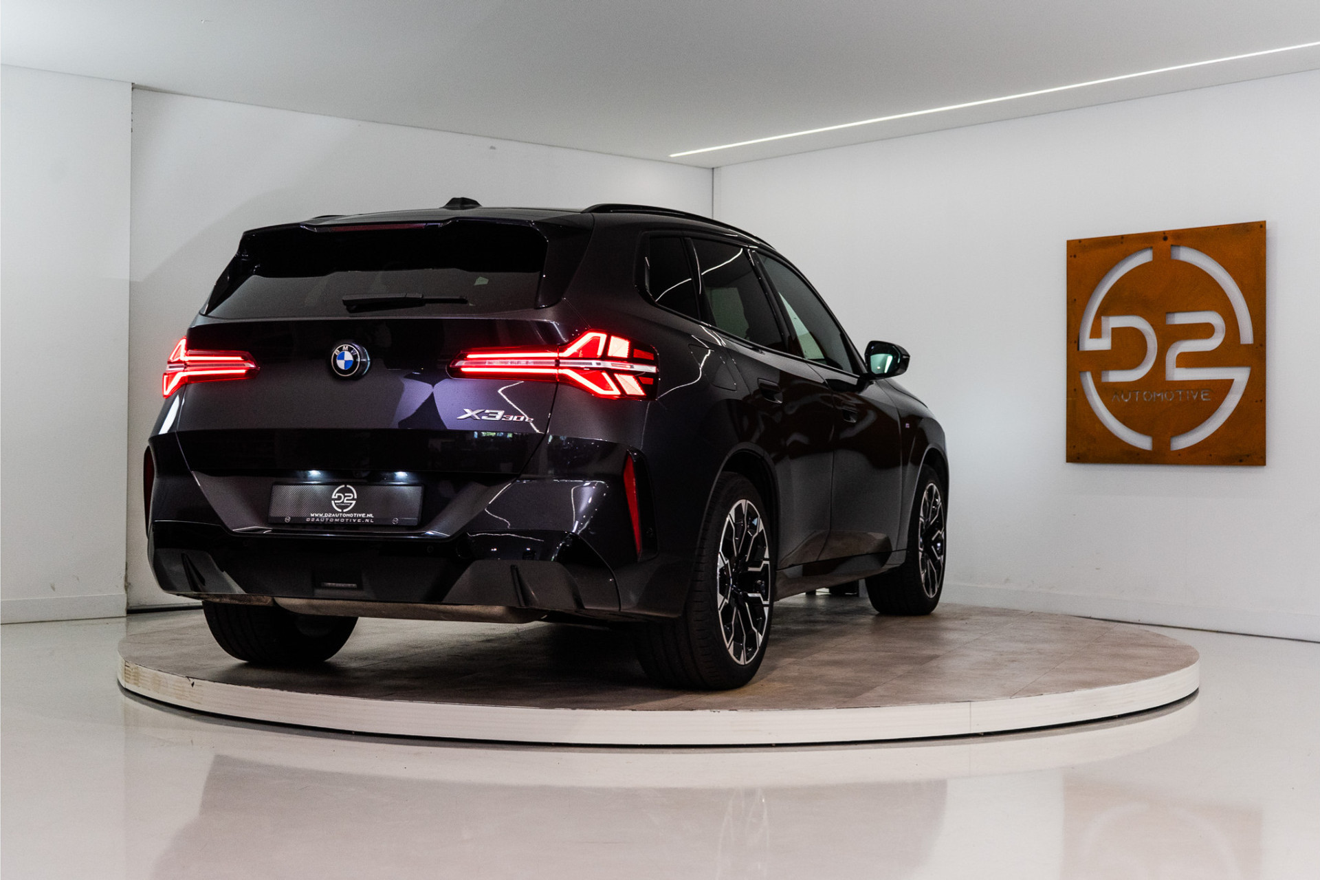 BMW X3 30e xDrive M-Sport 299PK | Sophisto | Glow | Pano | Harman/Kardon | Sfeer | 360 | VOL! Fabrieksgarantie 55951055-4.jpg | D2 Automotive