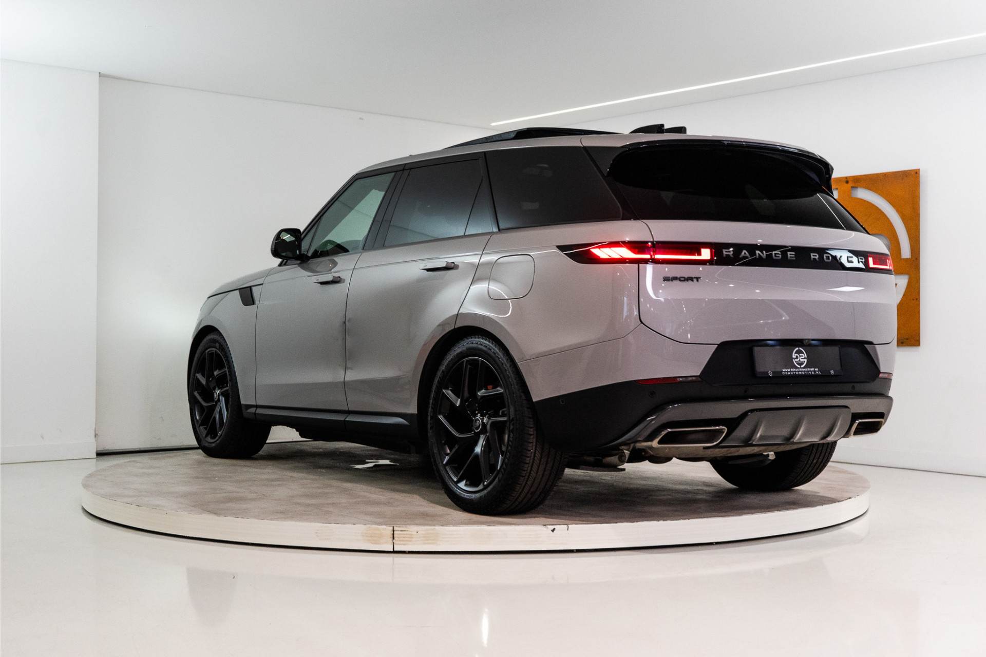 Land Rover Range Rover Sport 3.0 P460e S PHEV 460PK | Borasco Grey | Pano | Sfeer | Meridian | 360 | 5 JAAR FABRIEKSGARANTIE 56489659-2.jpg | D2 Automotive