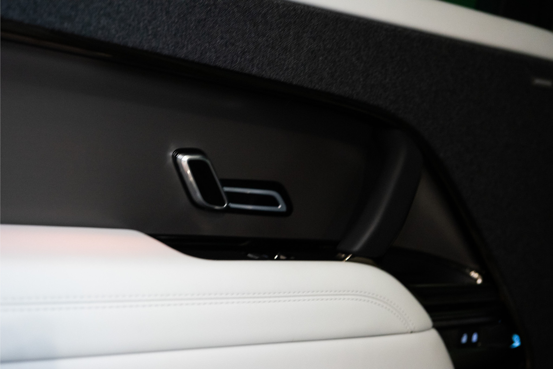 Land Rover Range Rover Sport 3.0 P460e S PHEV 460PK | Borasco Grey | Pano | Sfeer | Meridian | 360 | 5 JAAR FABRIEKSGARANTIE 56489659-32.jpg | D2 Automotive
