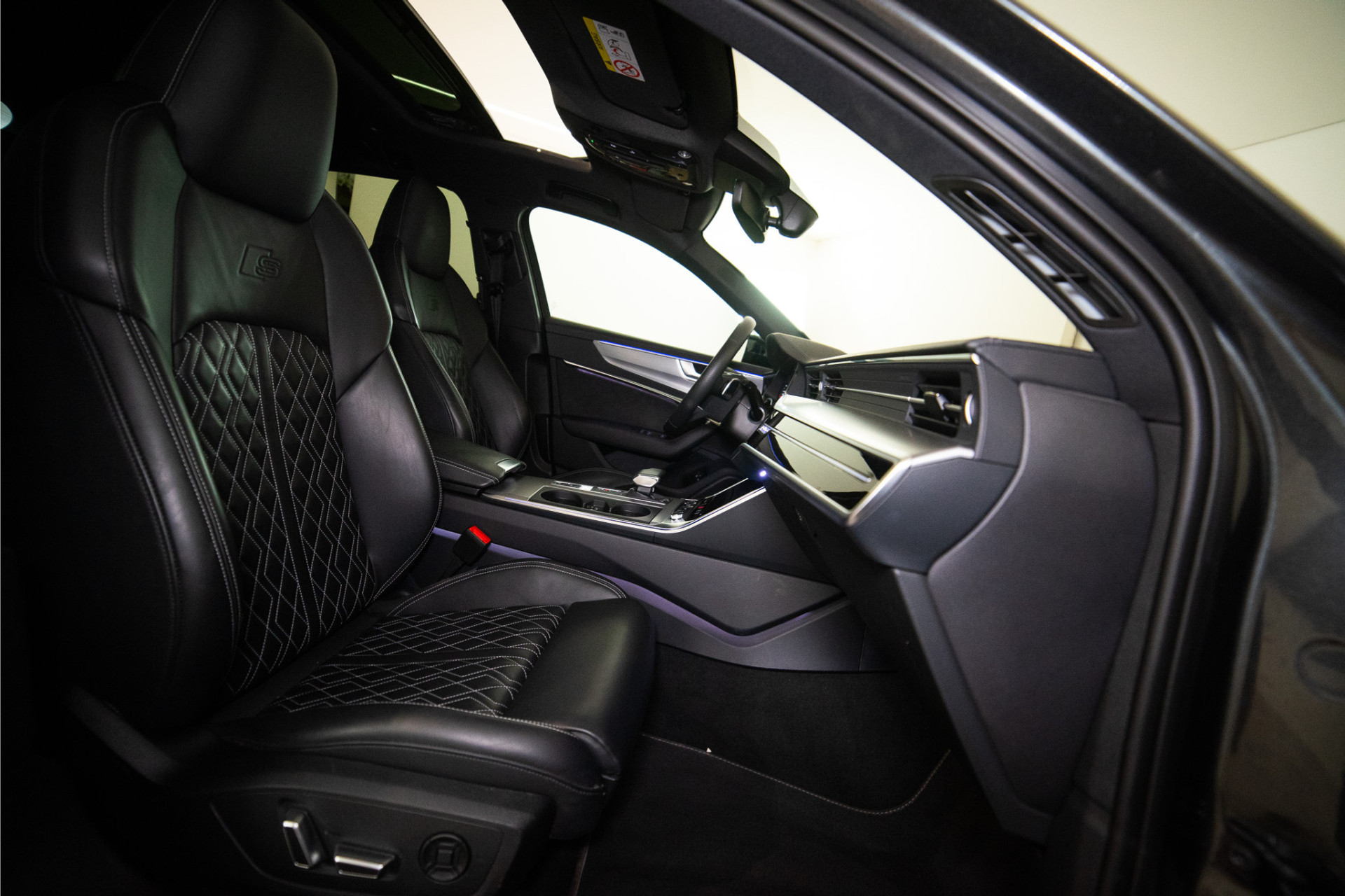 Audi A6 Avant 55 TFSI e Quattro Pro Line S Competition 367PK | Pano | B&O | Sfeer | Sportstoelen | VOL! 12 MND Garantie 56709077-28.jpg | D2 Automotive