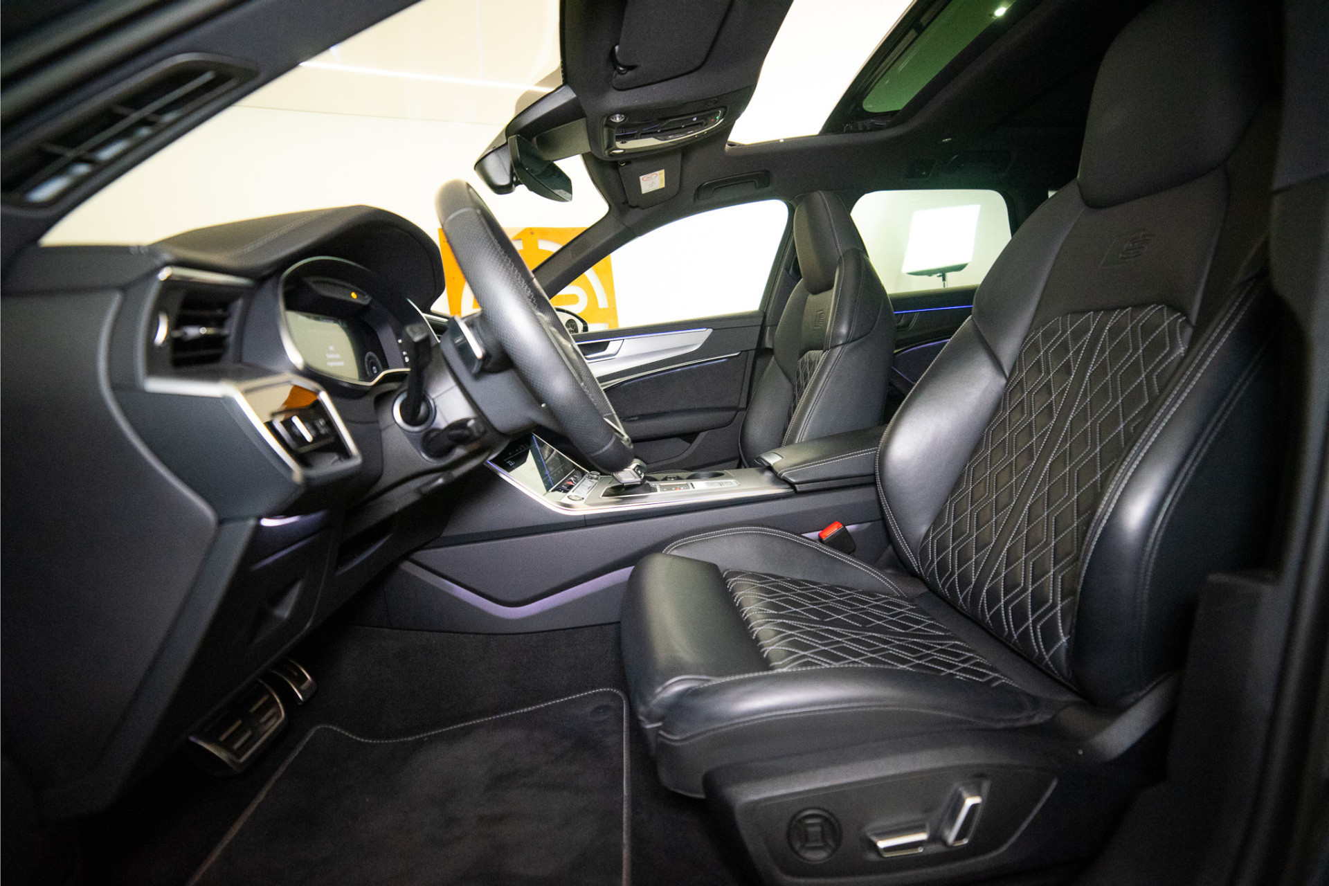 Audi A6 Avant 55 TFSI e Quattro Pro Line S Competition 367PK | Pano | B&O | Sfeer | Sportstoelen | VOL! 12 MND Garantie 56709077-29.jpg | D2 Automotive
