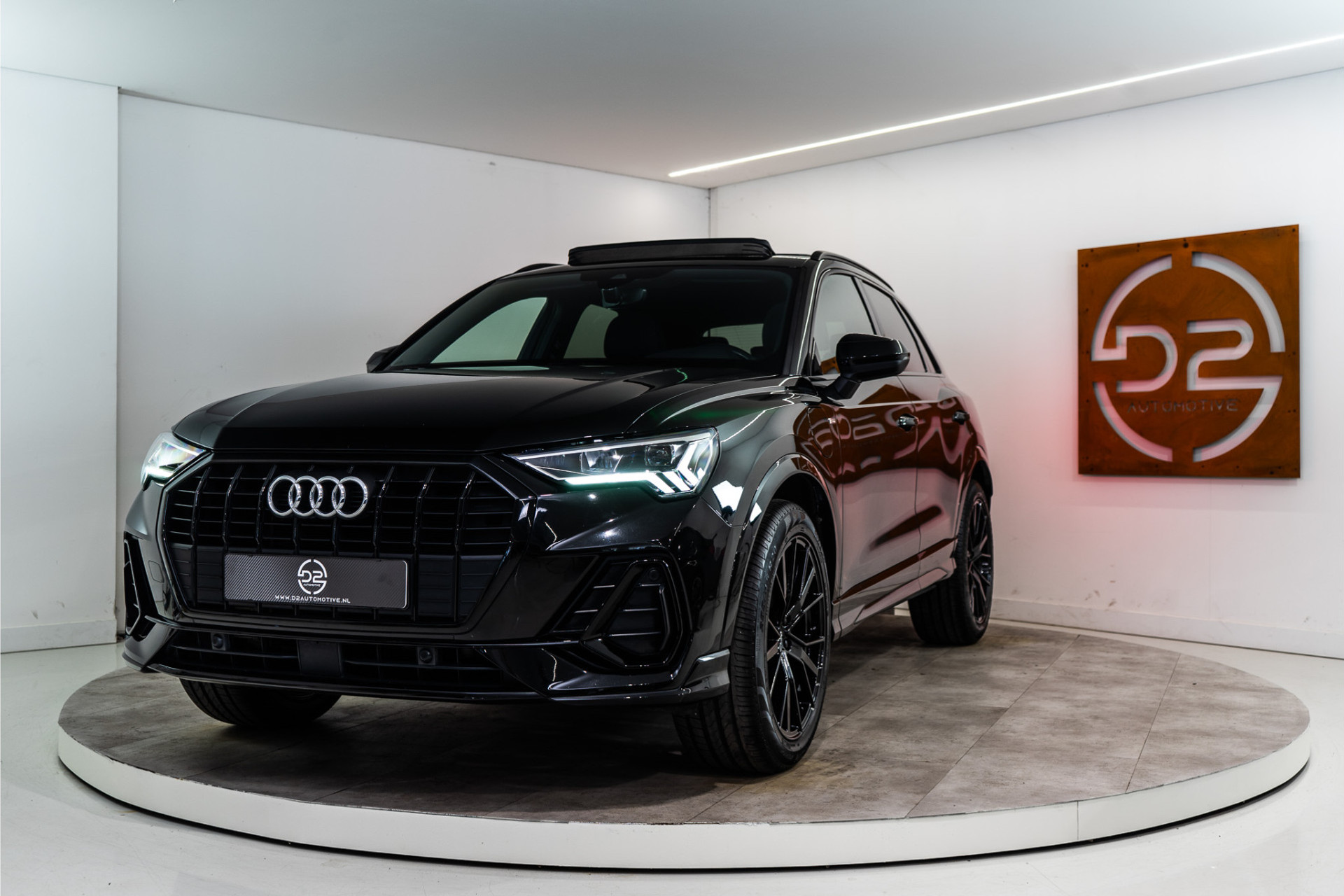 Audi Q3 45 TFSI e S Edition S-Line 245PK | Pano | Virtual | Matrix | Dodehoek | 12 MND Garantie 43968510-0.jpg | D2 Automotive