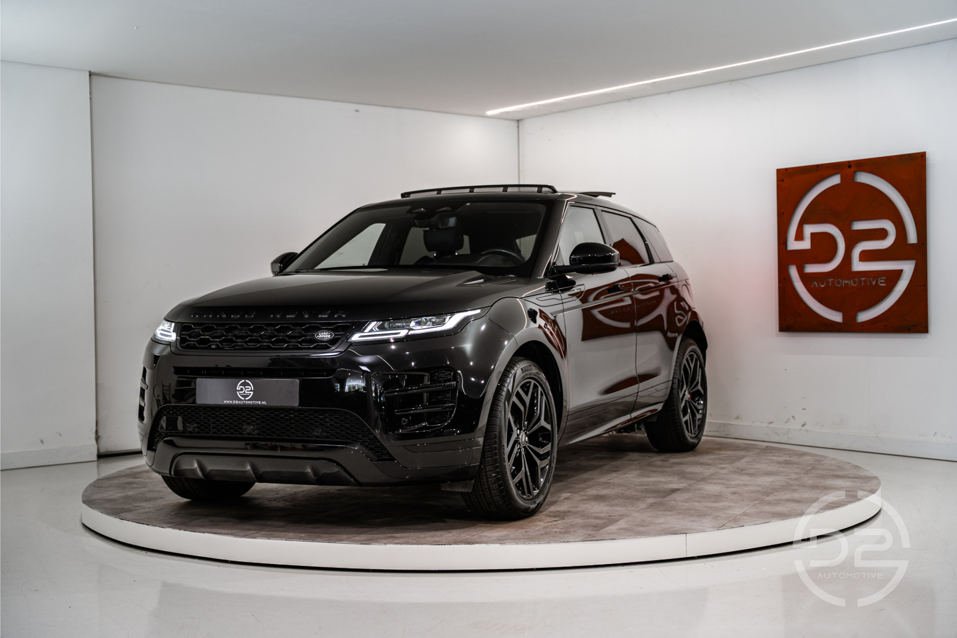 Land Rover Range Rover Evoque P300e AWD Autobiography 309PK | Facelift | Meridian Surround | Memory&Leder Excl. | Sfeer | Pano | BOMVOL! 12 MND Garantie 46182411-0.jpg | D2 Automotive