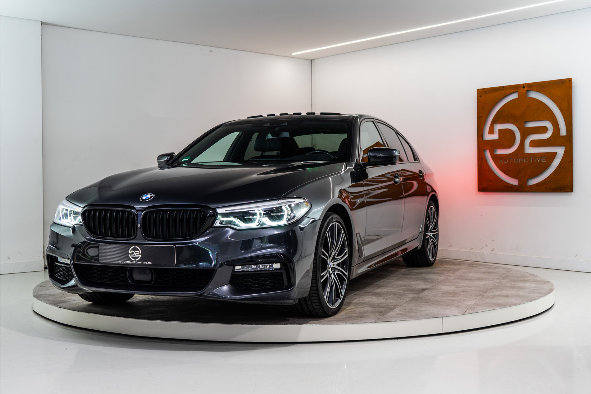 BMW 5 Serie 530i xDrive High Executive M-Sport 252PK | Harman/Kardon | Pano | LED | Sfeer | Massage | VOL! 12 MND Garantie 46869818-0.jpg | D2 Automotive